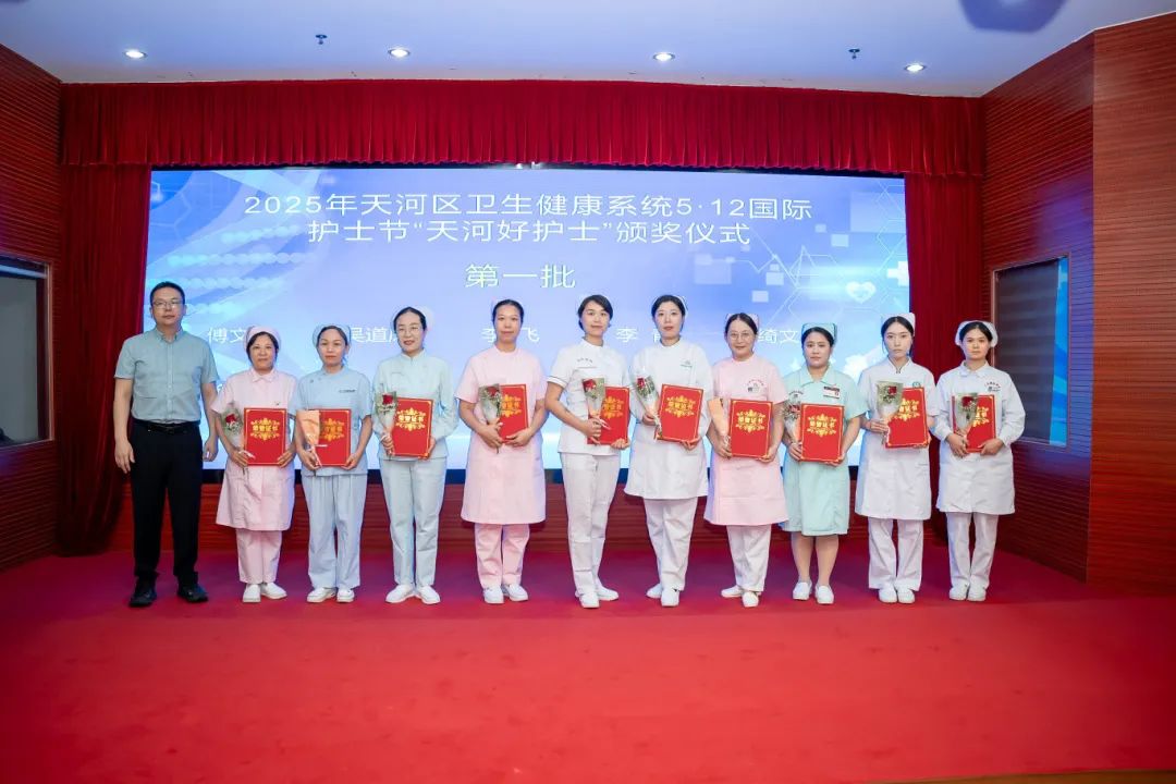 涂小梅好護(hù)士1.jpg