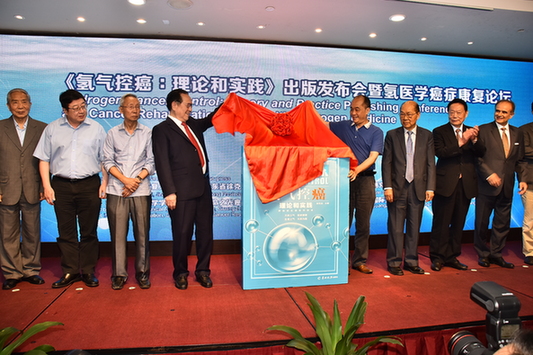 ny03_281374.jpg ny03_281374.jpg