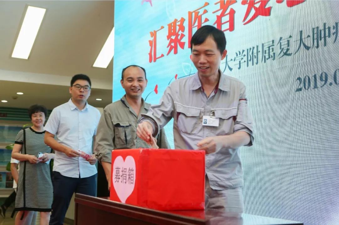 ny14_853336.jpg ee36.jpg