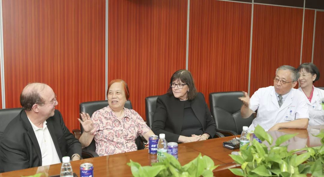 ny22_125473.jpg w15.jpg