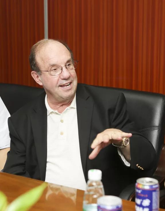 ny22_774302.jpg w13.jpg