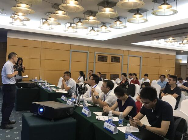 ny08_531607.jpg r4.jpg