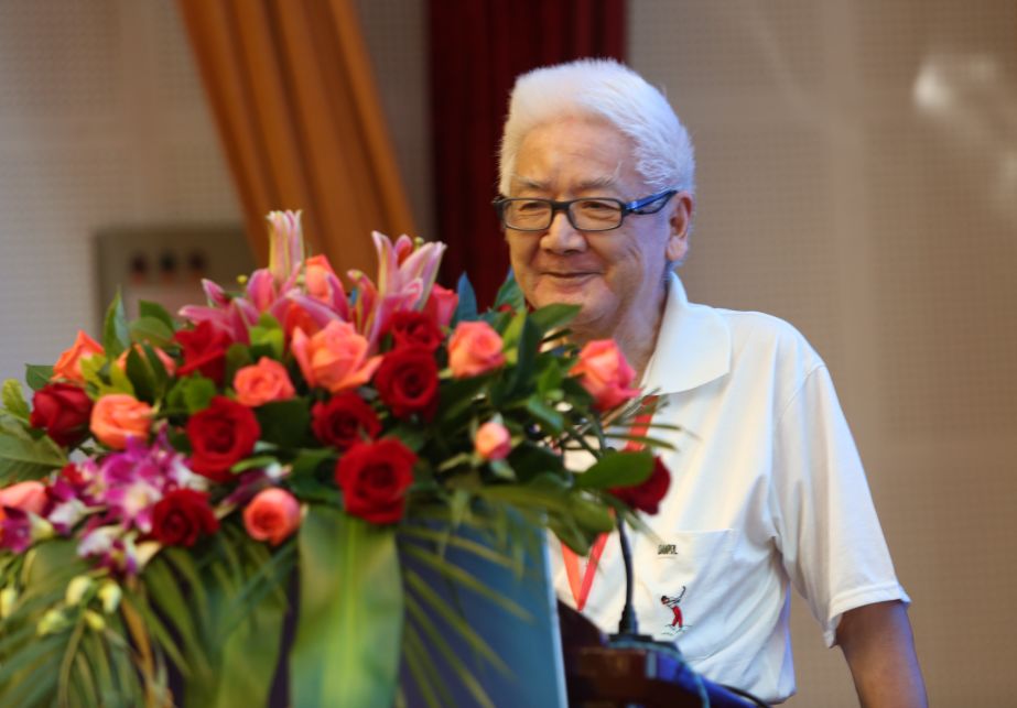 ny22_632488.jpg g22.jpg