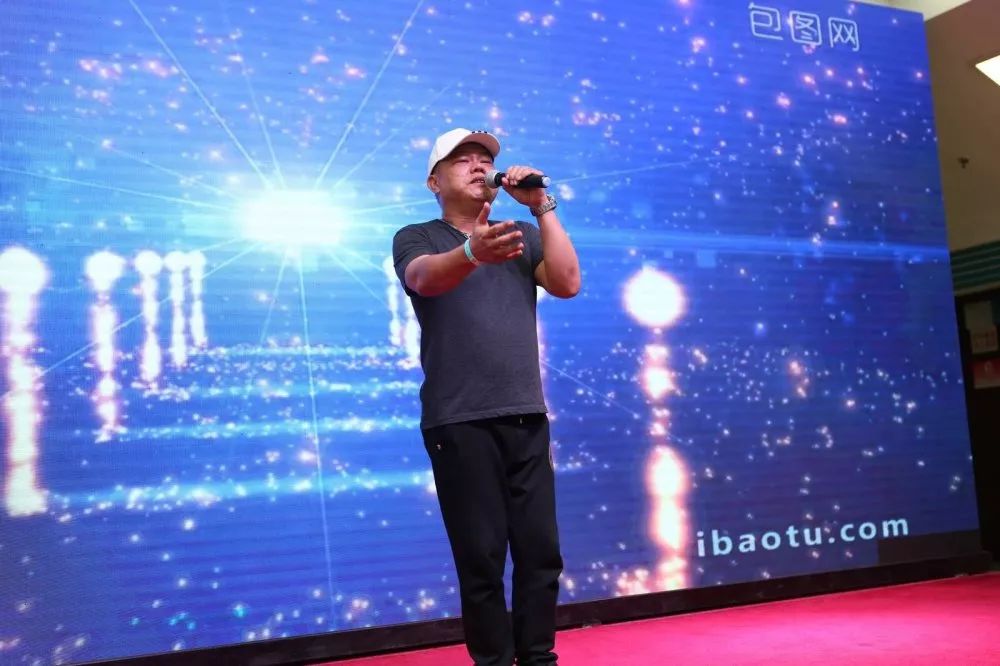 ny16_338168.jpg a15.jpg