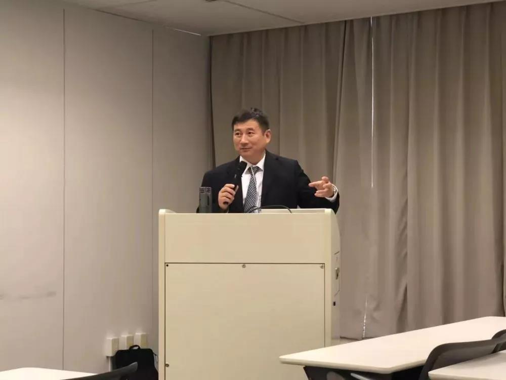 ny06_269390.jpg 5.jpg