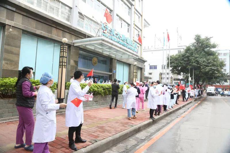 ny06_931832.jpg h4 (800x533).jpg