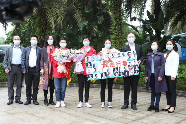 ny06_932363.png h3 (597x398).png