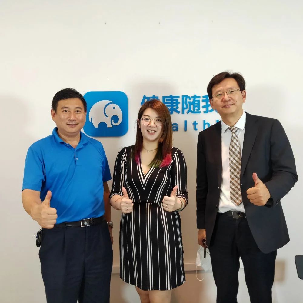 ny22_759778.jpg c1.jpg