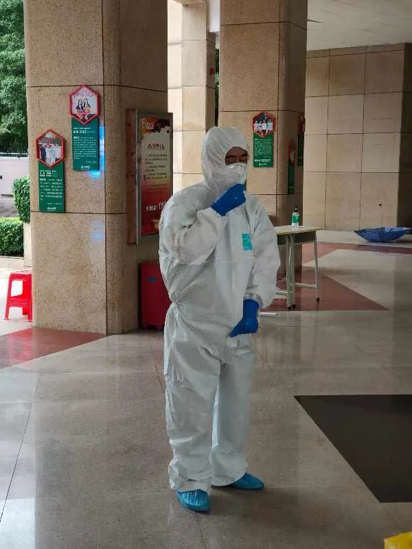 ny27_509113.jpg c16.jpg