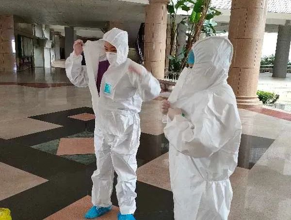 ny27_526318.jpg c20.jpg