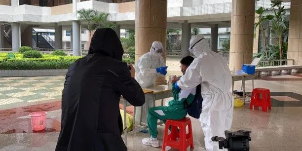 ny27_709330.jpg c21.jpg