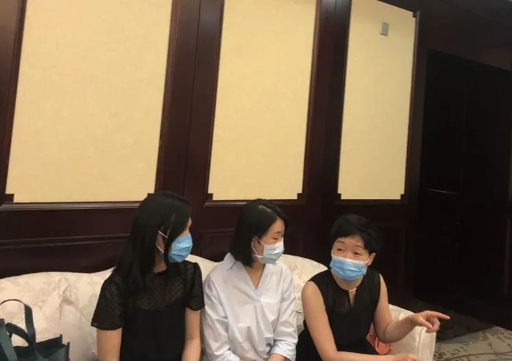 ny16_295101.jpg y15.jpg