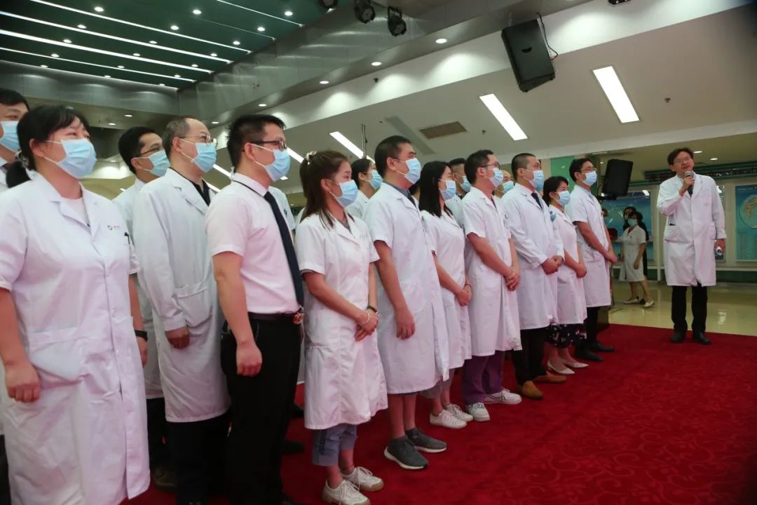 ny20_387133.jpg f15.jpg