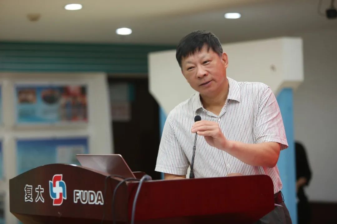 ny20_614638.jpg f3.jpg