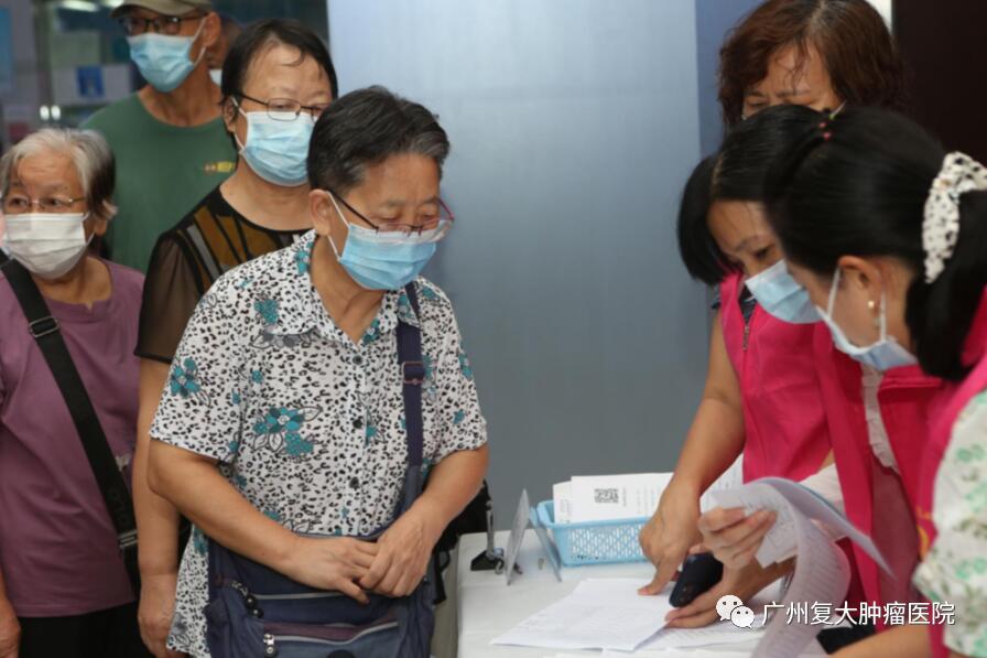 ny18_435572.jpg d5.jpg