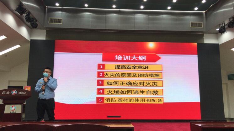 ny13_245901.jpg d2 (746x418).jpg