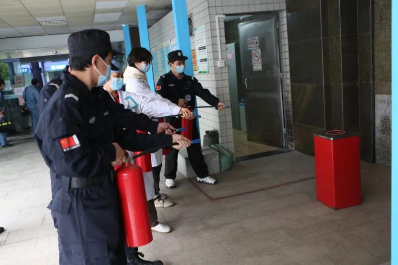 ny13_692703.jpg d6 (800x533).jpg