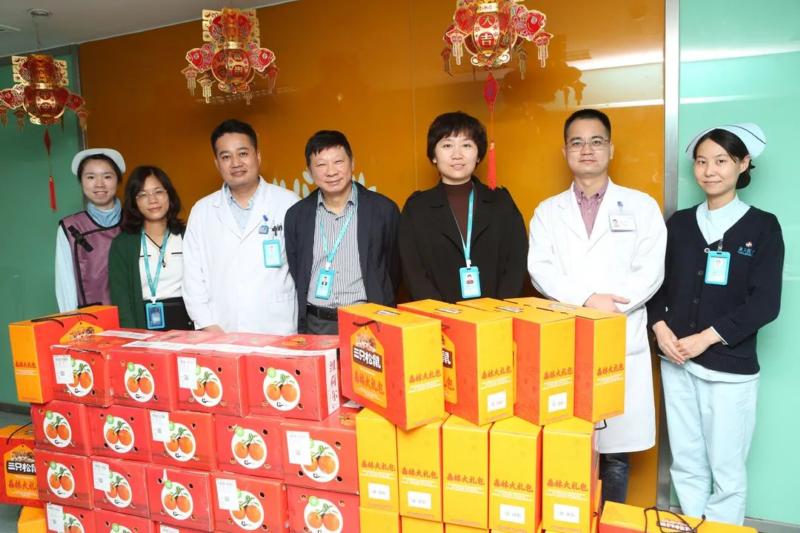 ny25_598625.jpg ww4 (800x533).jpg