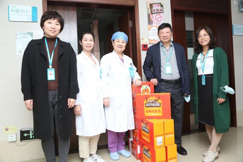 ny25_634617.jpg ww8 (800x533).jpg