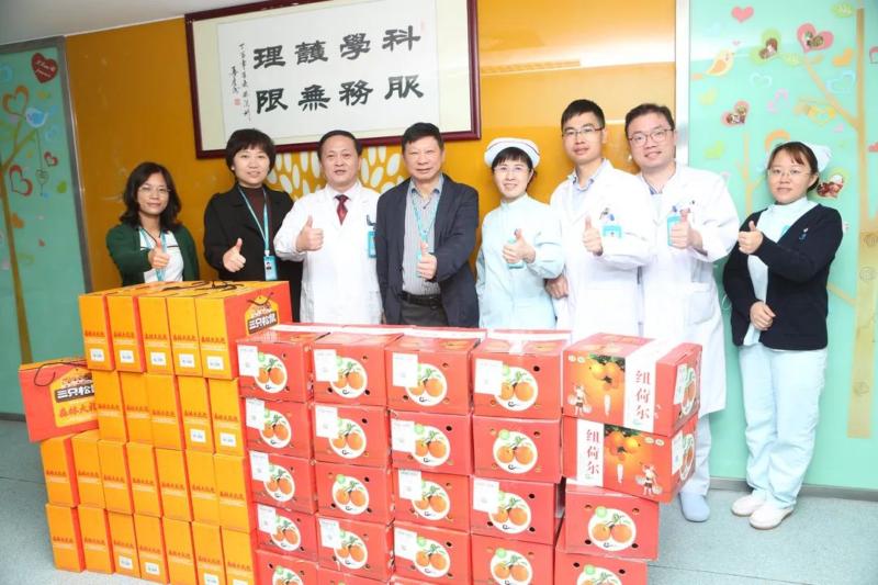 ny25_816755.jpg ww7 (800x533).jpg