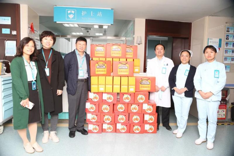 ny25_991381.jpg ww2 (800x533).jpg