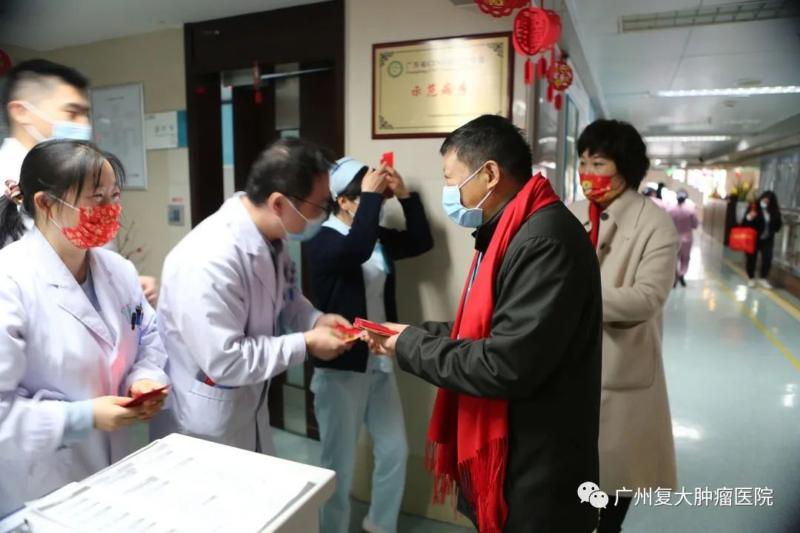 ny08_514657.jpg a11 (800x533).jpg