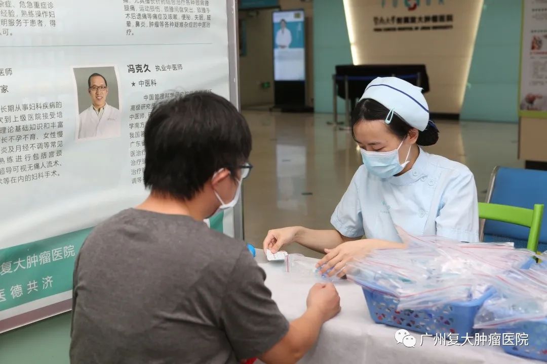 ny17_484256.jpg cc3.jpg